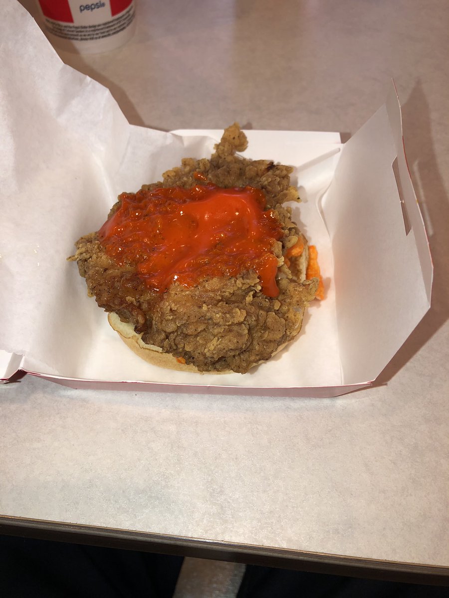HannonCasey's tweet photo. bruh 😂 @kfc https://t.co/oiyte9CpWH
