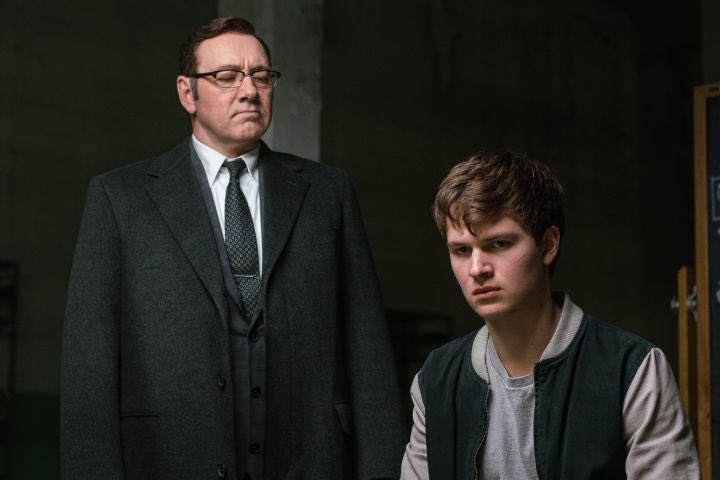 海外セレブの誕生日 على تويتر 7月26日 Happy Birthday Kevin ケヴィン スペイシー Kevinspacey 1959年生まれの60歳 代表作 ハウス オブ カード 野望の階段 のフランシス アンダーウッド役 アメリカン ビューティー の レスター役