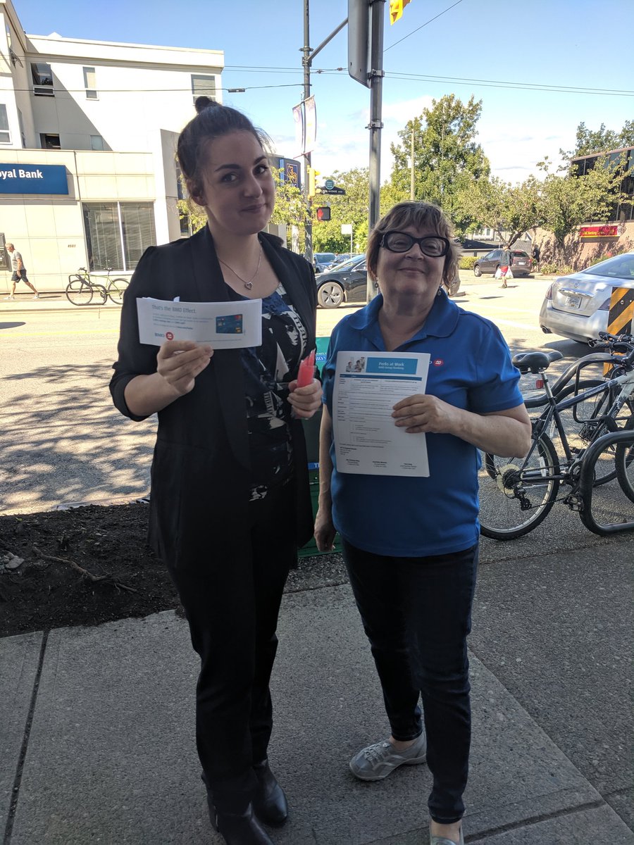 Taking a walk in the Point Grey community to tell everyone about how great it would be to bank with us!! #bmo #vancentre #proudtoworkforbmo <a href="/MarkCarmic/">Mark Carmichael</a> <a href="/lilyydingg/">Lily Ding</a>