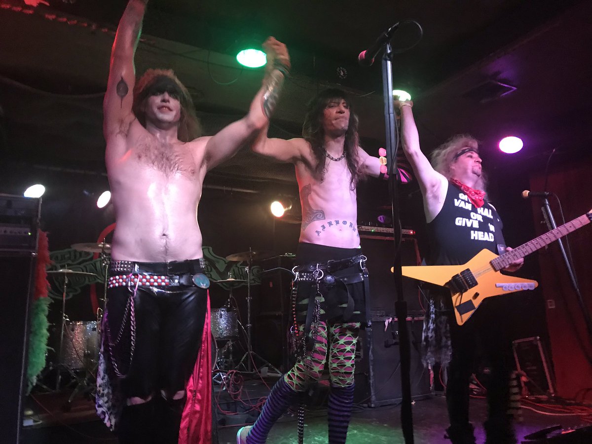 Love my dudes <a href="/MidnightDevils/">The Midnight Devils</a> <a href="/JimmyMess1983/">Jimmy Mess</a> @
