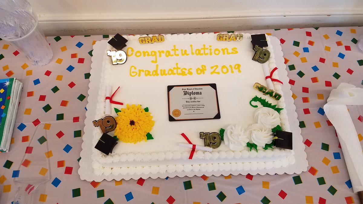 kbristeach's tweet photo. #BCPS Summer School graduation! Way to go all summer graduates! 3 of the grads honored today are graduating a year early. #hardwork #embraceyourfuture #congratsgrads https://t.co/xmRzMWFHTA