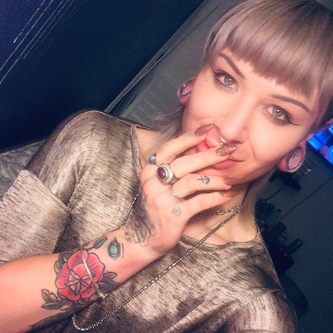 TS Brie’s pics and videos