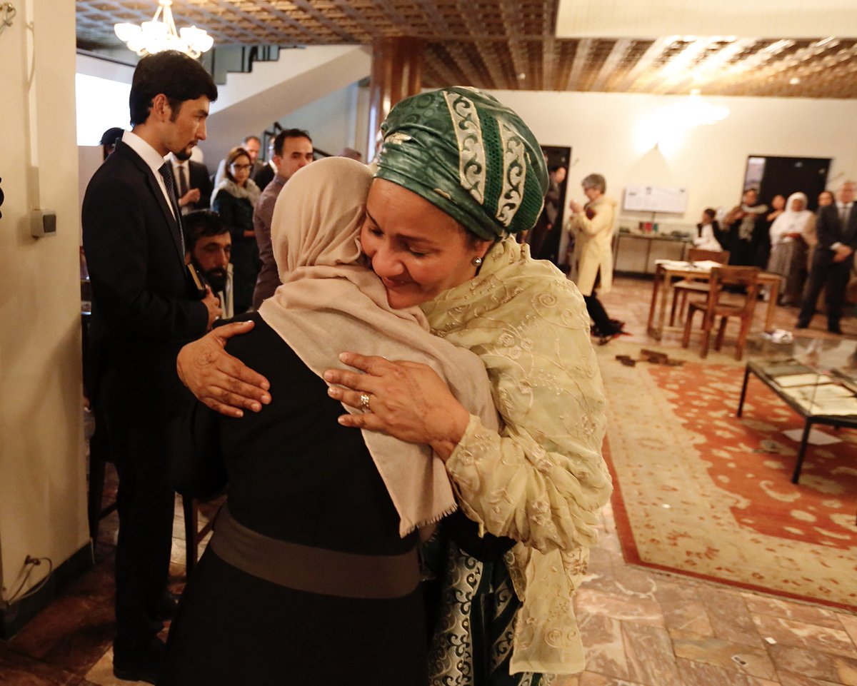 AminaJMohammed's tweet photo. During my recent visit to #Afghanistan, we met with victims of 4 decades of conflict - mothers who had lost brothers, sons, husbands. One man was the victim of four different regimes. Genuine peace will require transitional justice, reconciliation and inclusion. #PeaceBuilding https://t.co/L7ZhUAx1ds