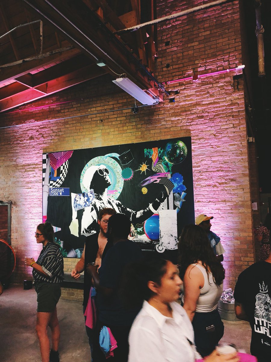 DeweySaunders's tweet photo. Finished @AndersonPaak Collage Mural at House of Vans 🖤🖤🖤 https://t.co/mj3dNvEasb