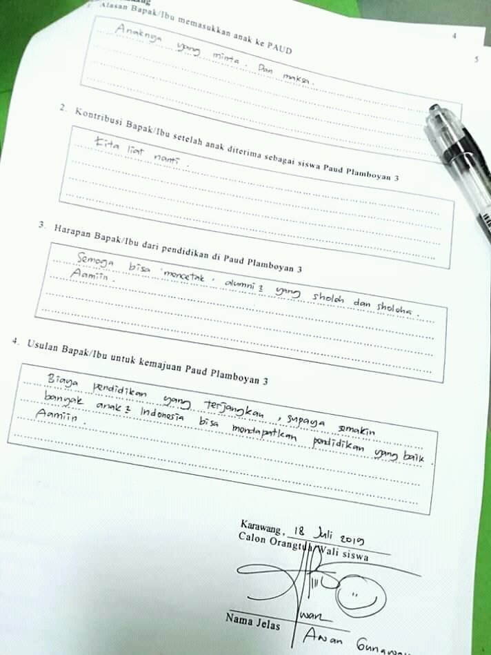 katanadda's tweet image. NGGA MAU KETAWA SENDIRIAN PLISS.😭

INI FORMULIR PENDAFTARAN SEKOLAH YANG DIISI AYAHNYA