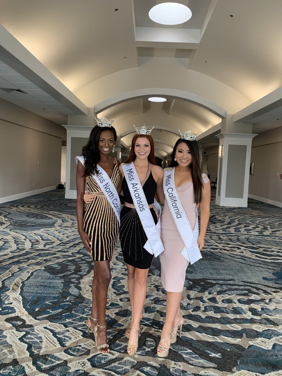 Night 3 of preliminary competition for <a href="/MAOTeen/">MAOTeen</a> is complete! So excited to see who will be crowned on Saturday and I am so proud of how our <a href="/MissArkansasOT/">MAOTeenAR</a> has represented the Natural State this week💕