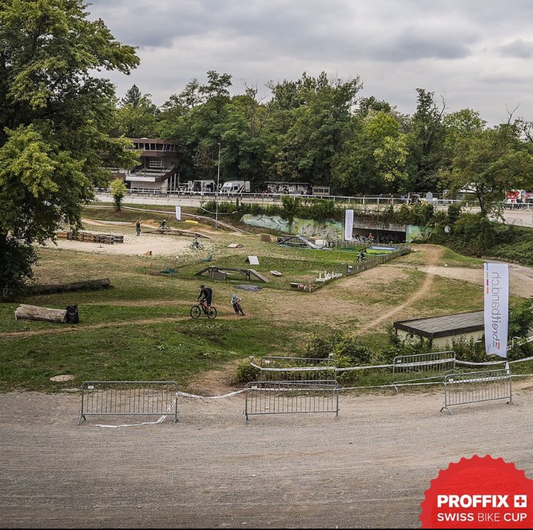 Schänzli 🏇🔜 🚵 eine Pferderennbahn wird zum MTB XCO Spektakel! 🇨🇭  Am 17./18. August gastiert der #PXSBC hier!
<a href="/bikefestbasel/">Bikefestivalbasel</a> #swissbikecup #mtb #vtt #mtbkids
