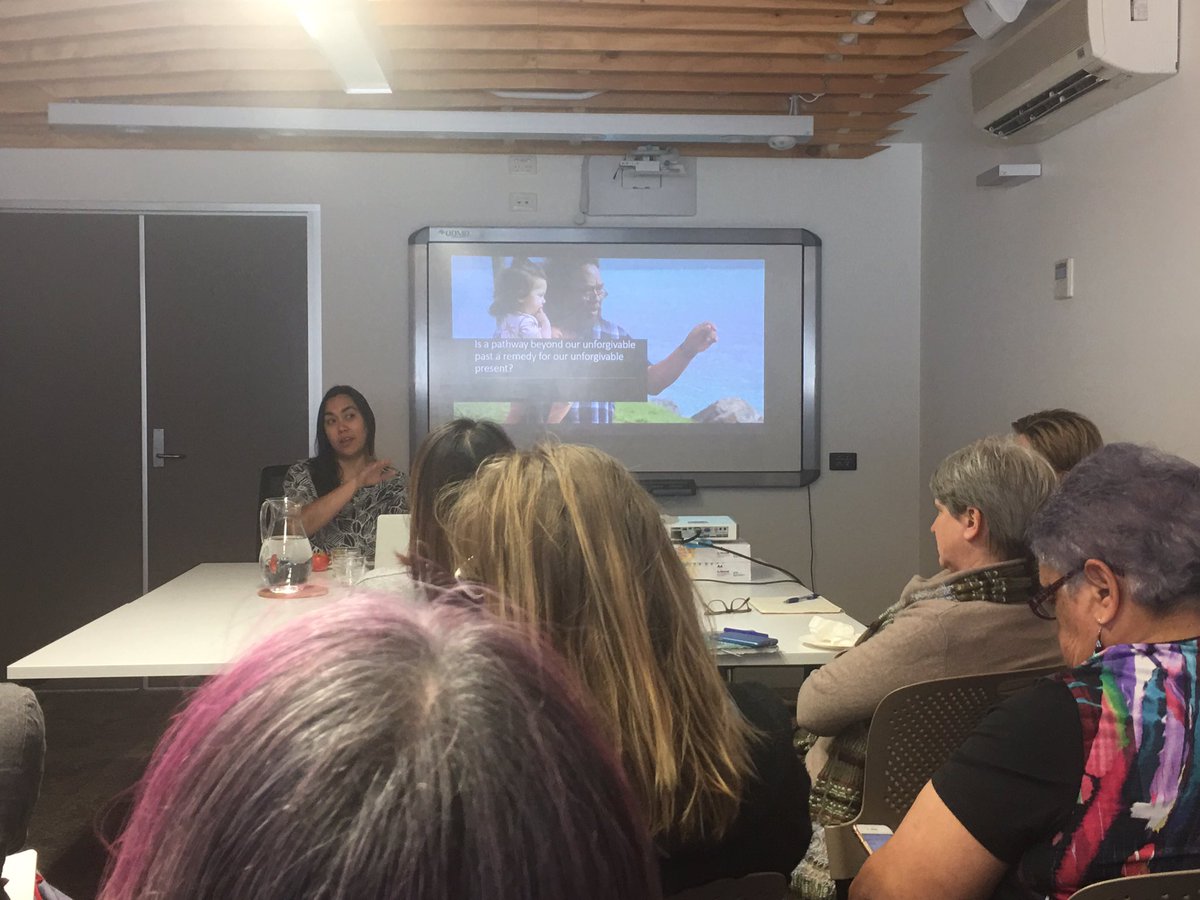 BecHarcourt's tweet photo. Thank you @TeachingSana for sharing such in-depth insights into your critical research &amp; thinking #invaluable &amp; 🙏 @NuraGili for hosting the seminar, such a privilege to listen to Dr Nakata who’s research I’ve long admired &amp; continue to learn from  @UNSWPVCI @mdavisqlder https://t.co/FiSTiMyH9R