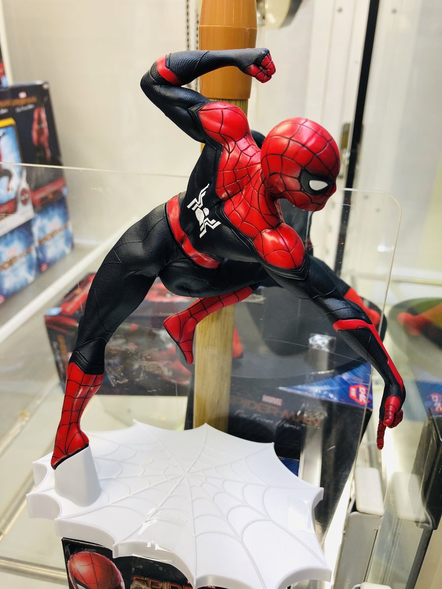 タイトーステーション 浅草店さんのツイート 新景品の紹介です スパイダーマン Far From Home フィギュアを入荷致しました 2種類のポーズが両方かっこいいので欲しくなってしまいます 是非getしにお越しください タイトー 浅草 スパイダーマン