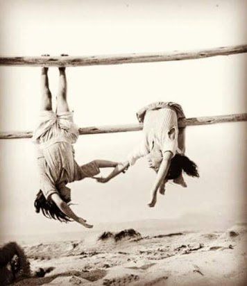 'Mutluluk yaşadığın hayat tarzında değil, hayata bakış tarzındadır.' - Tolstoy