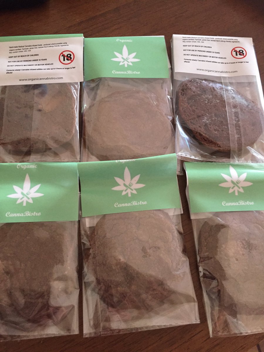 CBDbreaks's tweet photo. Swiss chocolate #marijuanainfused #cannacookies organic ingredients & #infused excellent #medicalmarijuana for #medicalmarijuanapatients #cannabistro #vipmunchies #cannabiscookies #cannabiscuits #cannabisedibles #marijuanacookies #weedcookies #medibles #cannabistherapy https://t.co/Hmyz7qdrRA