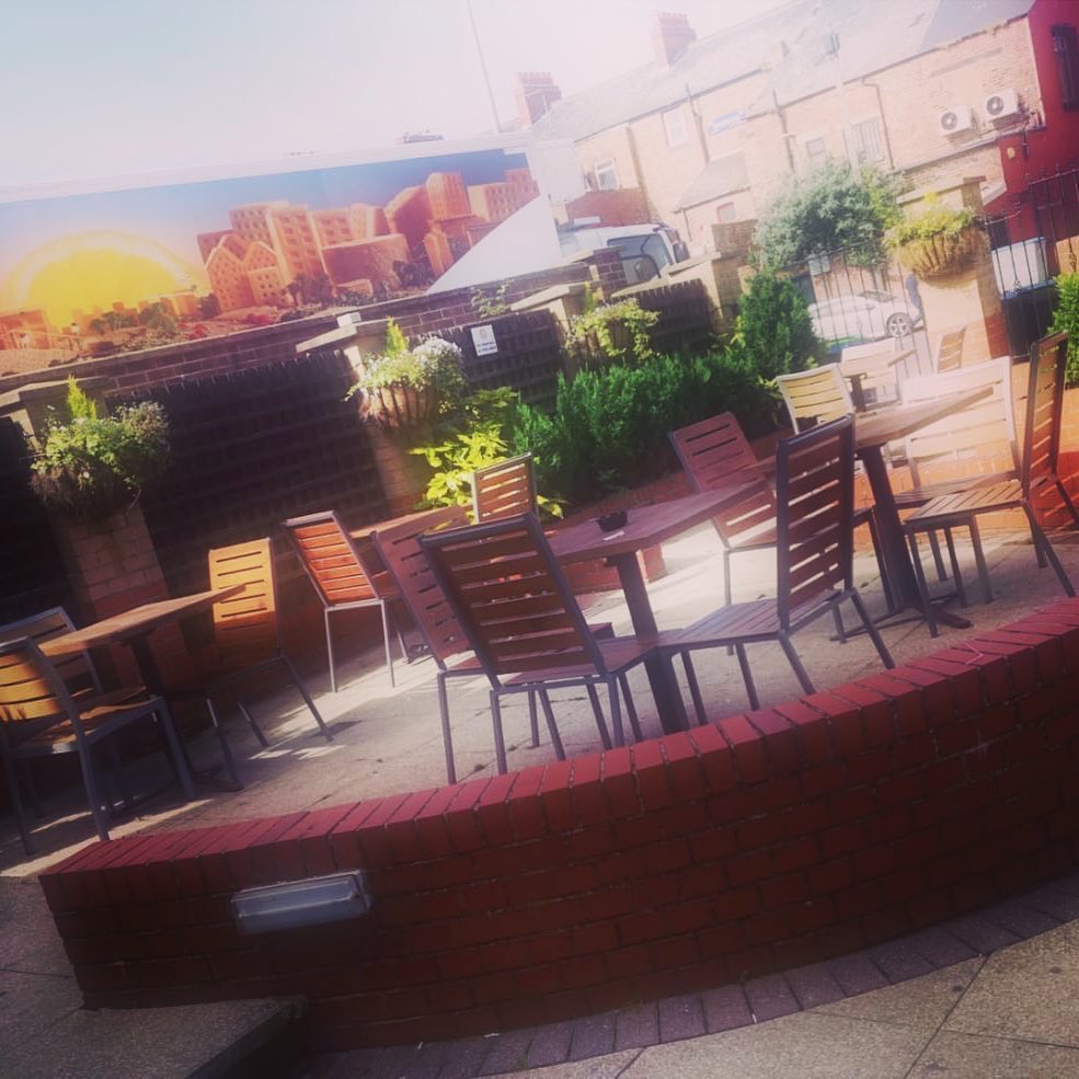 thekingjohns's tweet photo. All ready for another scorchio of a day!! #hartlepool #beergarden #HotHotHot https://t.co/G238t1OuZd