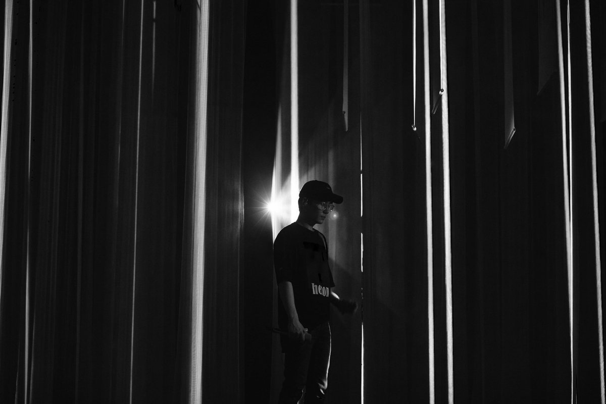 charlotte19782's tweet photo. #ZhuYilong #朱一龙 #朱一龙白宇
ZhuYilong x #mangonight
Rehearsal ❤️❤️❤️ https://t.co/8SCmLxI6Bx