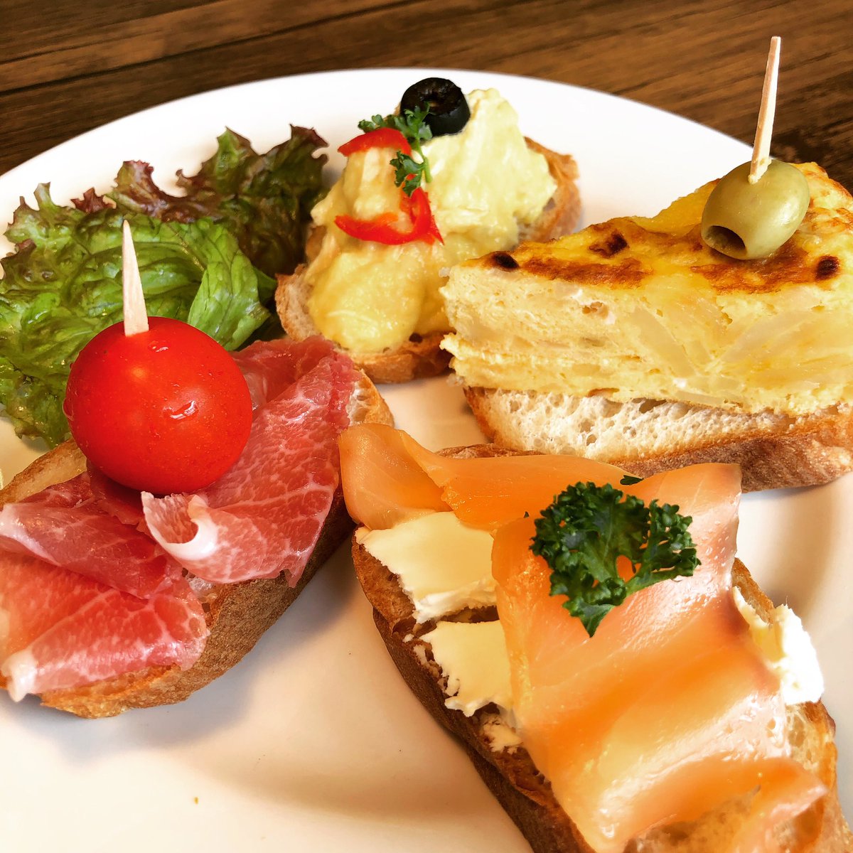 パピータ Zldc85kqitzf6ja Twitter