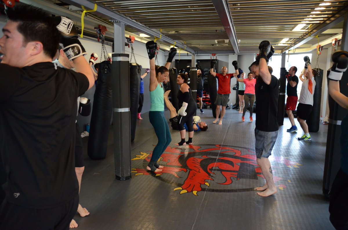 KravMaga_Lux's tweet photo. J'adore la bag class - Bag Class loving it! 👍if you agree!
.
.
.
.
.
 #bagclass #jab #cross #hook #roundkick #combo #combative #uppercut #kravmaga #kickyoufit #jointhetribekickyoufit #kmx #kml #kravmagacenterluxembourg #selfdefense #imilichtenfeld #bereldange #luxembourg https://t.co/0RzSueaPPm