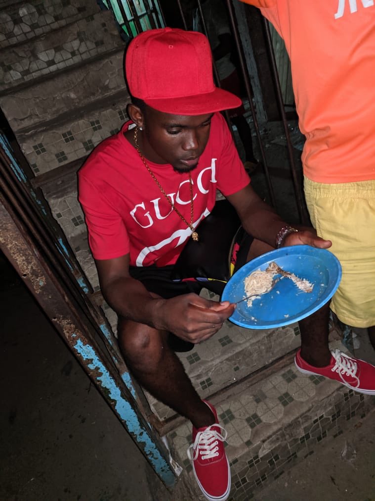 AndreasLababi's tweet image. Nous au pays 🇨🇲🇨🇲🇨🇲 ont n’oublient jamais d’où nous venons peut importe ce que la vie nous montre ✌️