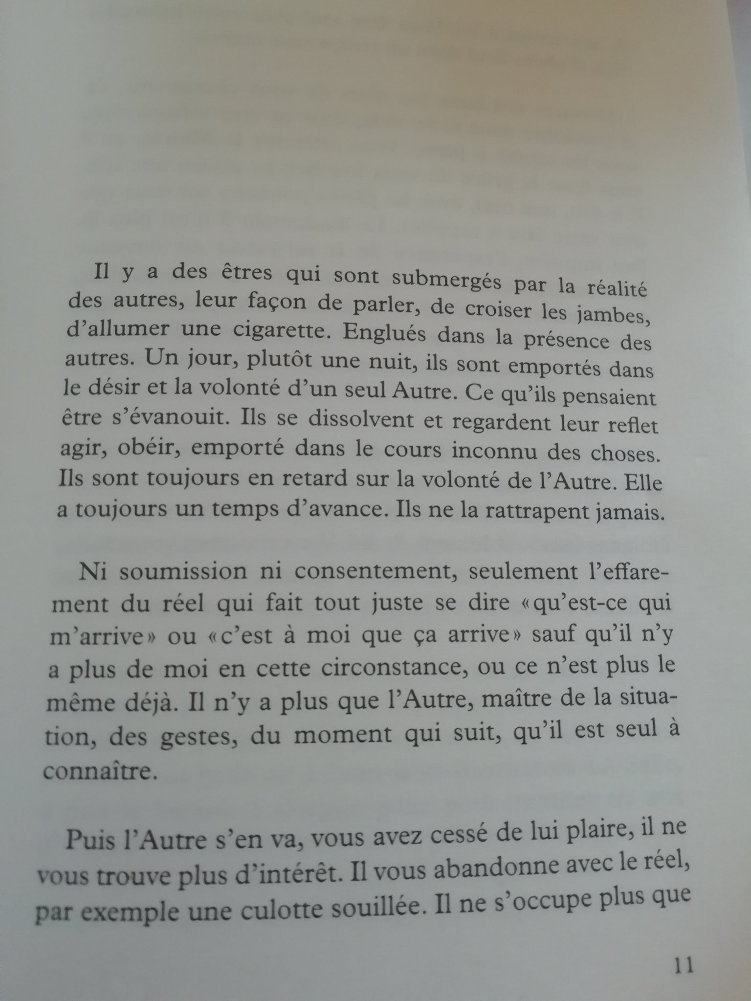 Laelia Veron على تويتر L Incipit De Memoire De Fille Est Magnifique Tellement Juste Qu Il En Devient Violent Ca Me Fait Penser A Un Poeme En Prose Et C Est Un Des Seuls Moments