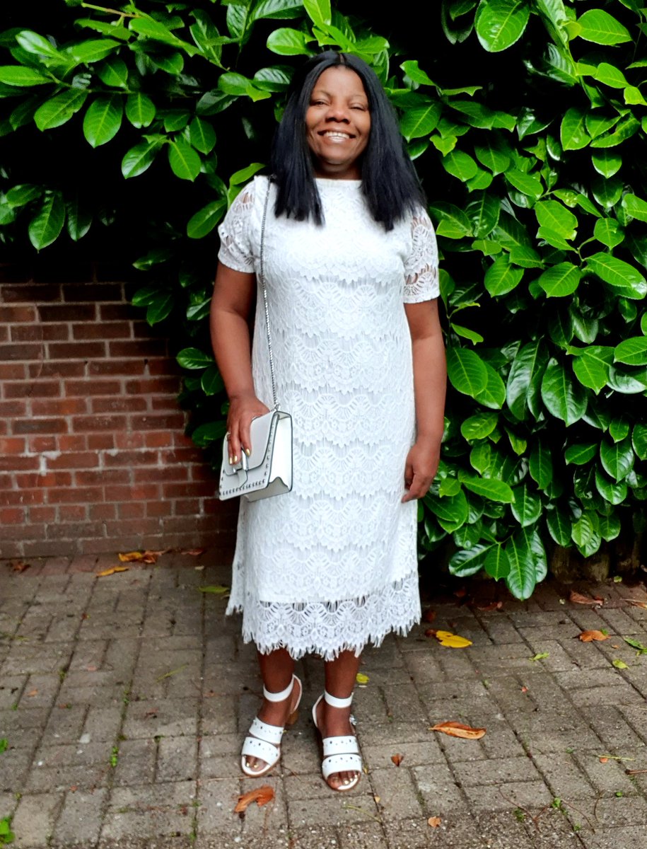 _bananaleaves's tweet photo. WOMAN IN WHITE!
#cool #crisp #clean #CLASSY #colour
"White is pure and simple and matches with everything" #christiandior #white #lace #midi #dresses #simplybeuk
#sandals #newlook #handbag #topshop #HappyFriday! https://t.co/0elyE68Gxc