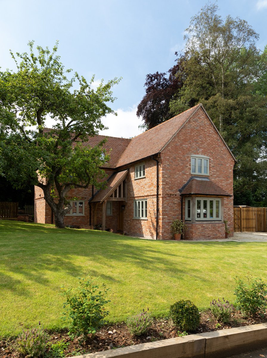 Border Oak border_oak Timeline, The Visualized Twitter (Analytics)