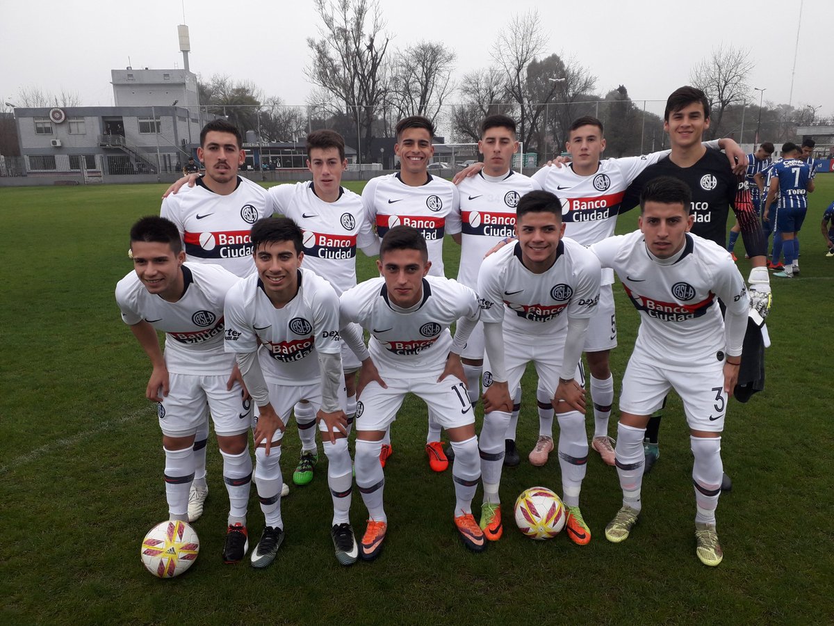 caslajuveniles's tweet photo. #Reserva | Superliga | 1ra Fecha |
 
Presentación de #SanLorenzo y Godoy Cruz, en Ciudad Deportiva..👏
  
#CaslaJuveniles https://t.co/zaMAlBaNAP