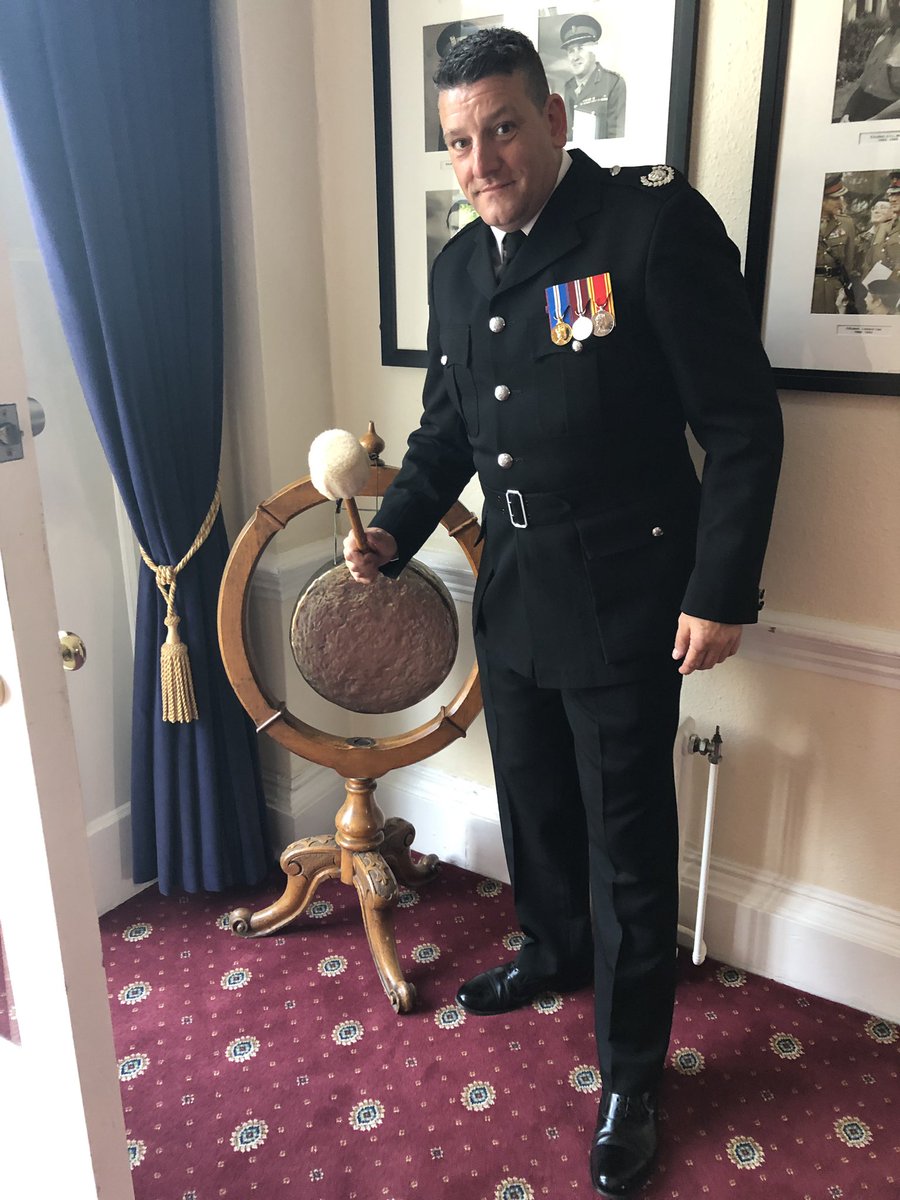 AstreaCadet's tweet photo. #RegimentalDinner @CTCFrimleyPark including presentation of #bestshot to #orangesection #PIIvory https://t.co/XnXhVPtYHT