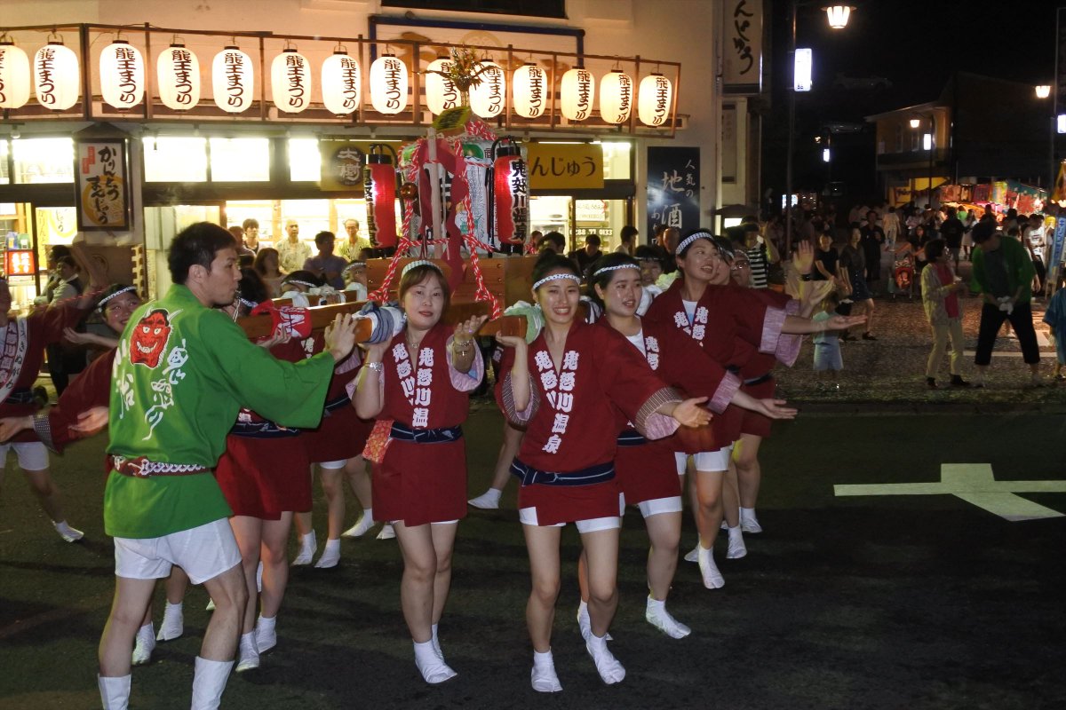 女樽神輿