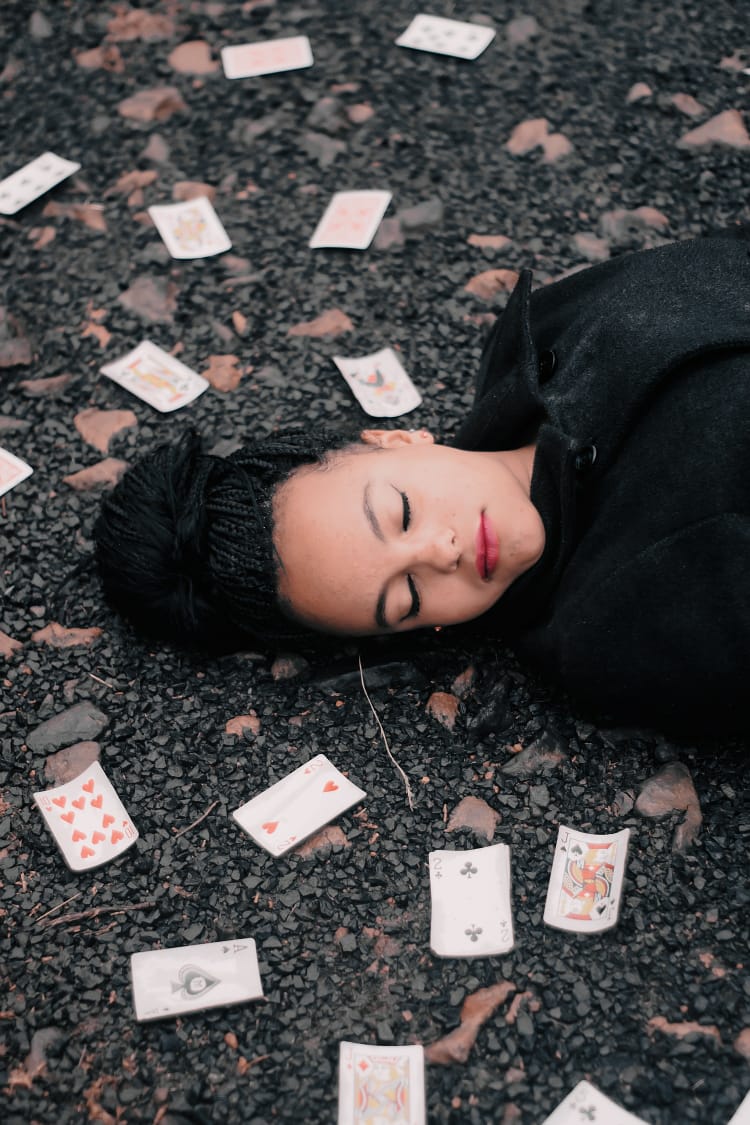 IzohmienIsaac's tweet photo. With the perfect shot, you got your cards well played๐ท๐ญ
Featured @_pleinzzz
@mugshotl for shoots.
#FridayFeeling #FreshlyTapped
#AFROCAN2019 #blowmymind
#BrownSkinGirl https://t.co/StSb1Xoccm