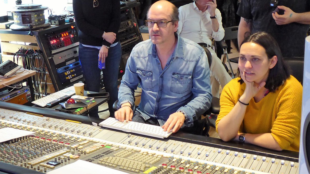 El productor e ingeniero de grabación <a href="/RafaSardina/">Rafa Sardina</a>, ganador de 13 premios Grammy y Latin Grammy, utiliza ocho micrófonos de estudio de la Serie 50 de #AudioTechnica en la grabación del álbum Clásica Flamenca, de <a href="/EemilioEesteban/">Emilio Esteban</a> y <a href="/salome_limon/">Salomé Limón</a> distribution.audio-technica.eu/es/rafa-sardin…