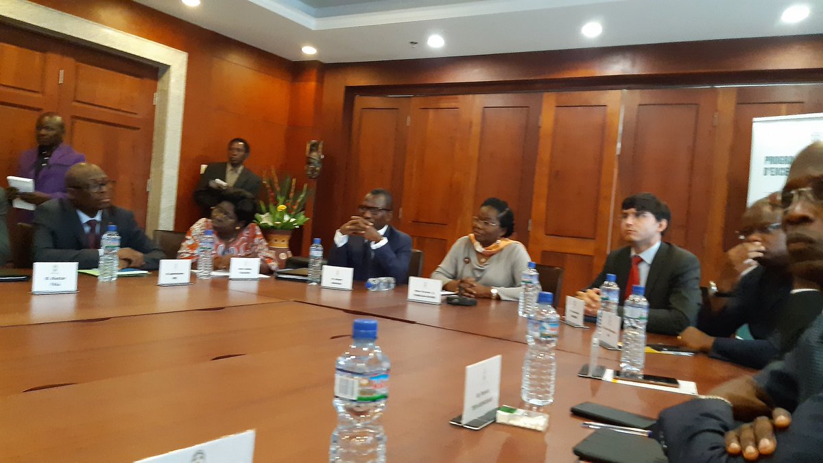 kmnatchaba's tweet photo. Position : Salle polyvalente de la Présidence de la République pour le lancement officiel du Programme Présidentiel d'Excellence pour le #PND_Togo https://t.co/px5FrdlKYO