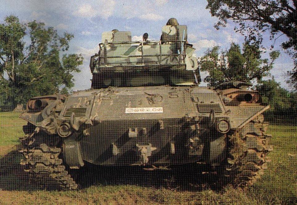 マクナイト T 84 در توییتر タイ王国軍 どうやらm41 ウォーカーブルドッグ戦車にスティングレイ軽戦車の砲塔を搭載する実験を行ってたらしい T Co Jlxfyjswvg