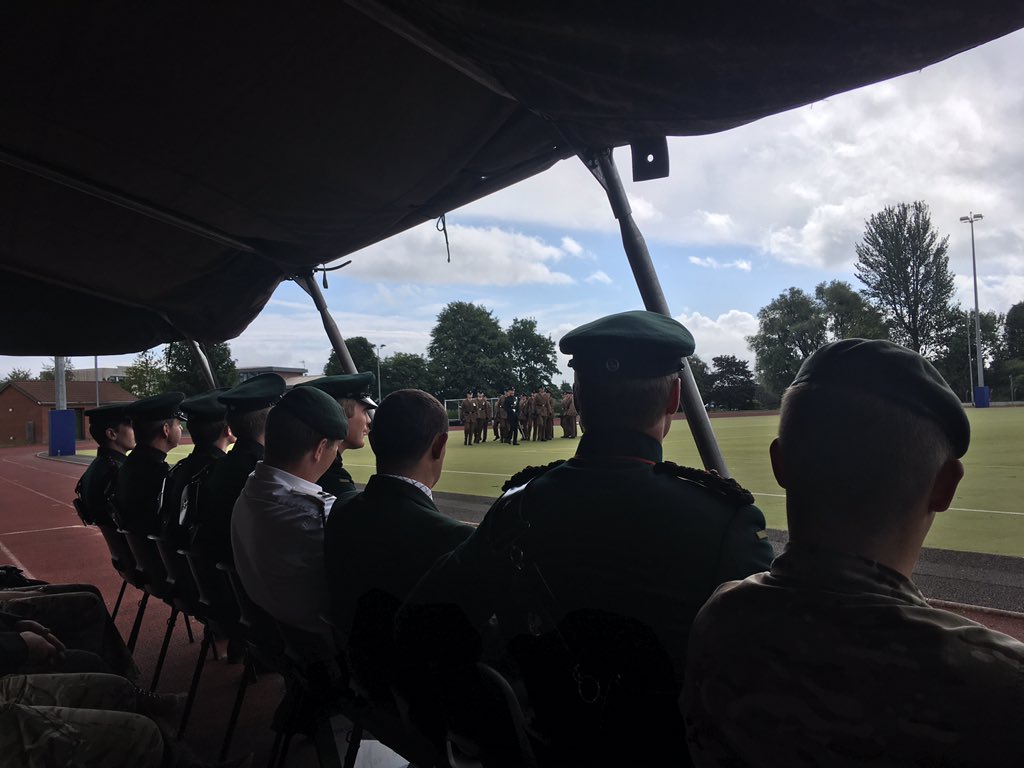 SandayHenry's tweet photo. Proud moment for our fellow Rfn after a gruelling 6 weeks. 1st step into the future of their careers. Well done. #SWIFTandBOLD #CHOSENMEN #THINKINGRIFLEMEN #Rifles #futureleaders https://t.co/h5F2wD55sJ