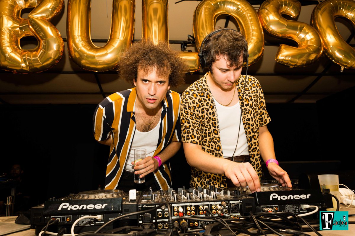 Las entradas para el sábado 10 de agosto de EL FABULOSO POOL PARTY IBIZA solo disponibles en puerta el día del evento!
Line up:
CARLOS ARECES DJ SET
EL COLETA Live Show
<a href="/SylviaSuperstar/">Silvia superstar</a> DJ SET
LORENA CASTELL  “bingo para señoras” 
<a href="/theparrotsband/">The Parrots</a> DJ SET
#elfabulosopartyibiza