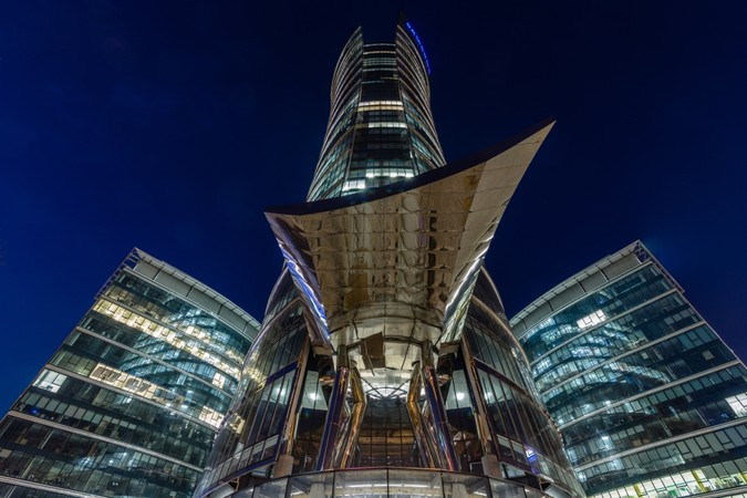 EuropaProperty's tweet photo. Warsaw Spire tower sold for €386 million
https://t.co/uoWWbgf73K https://t.co/vMA0XYdvls