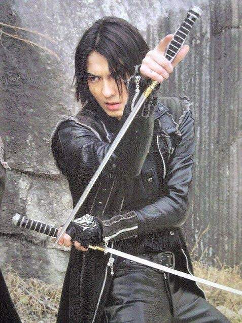 らくと 宝塚の四乃森蒼紫って書いてるやん 笑