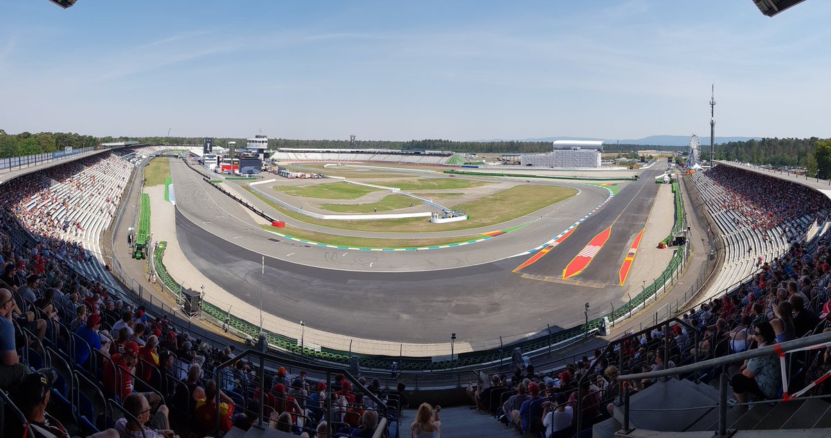 andyian's tweet photo. With PerkinElmer for FP1 #F1 what a view! #GermanGP @PerkinElmer @PKI_Events @RenaultF1Team #sciencebehindF1 https://t.co/f1HcihG2hK