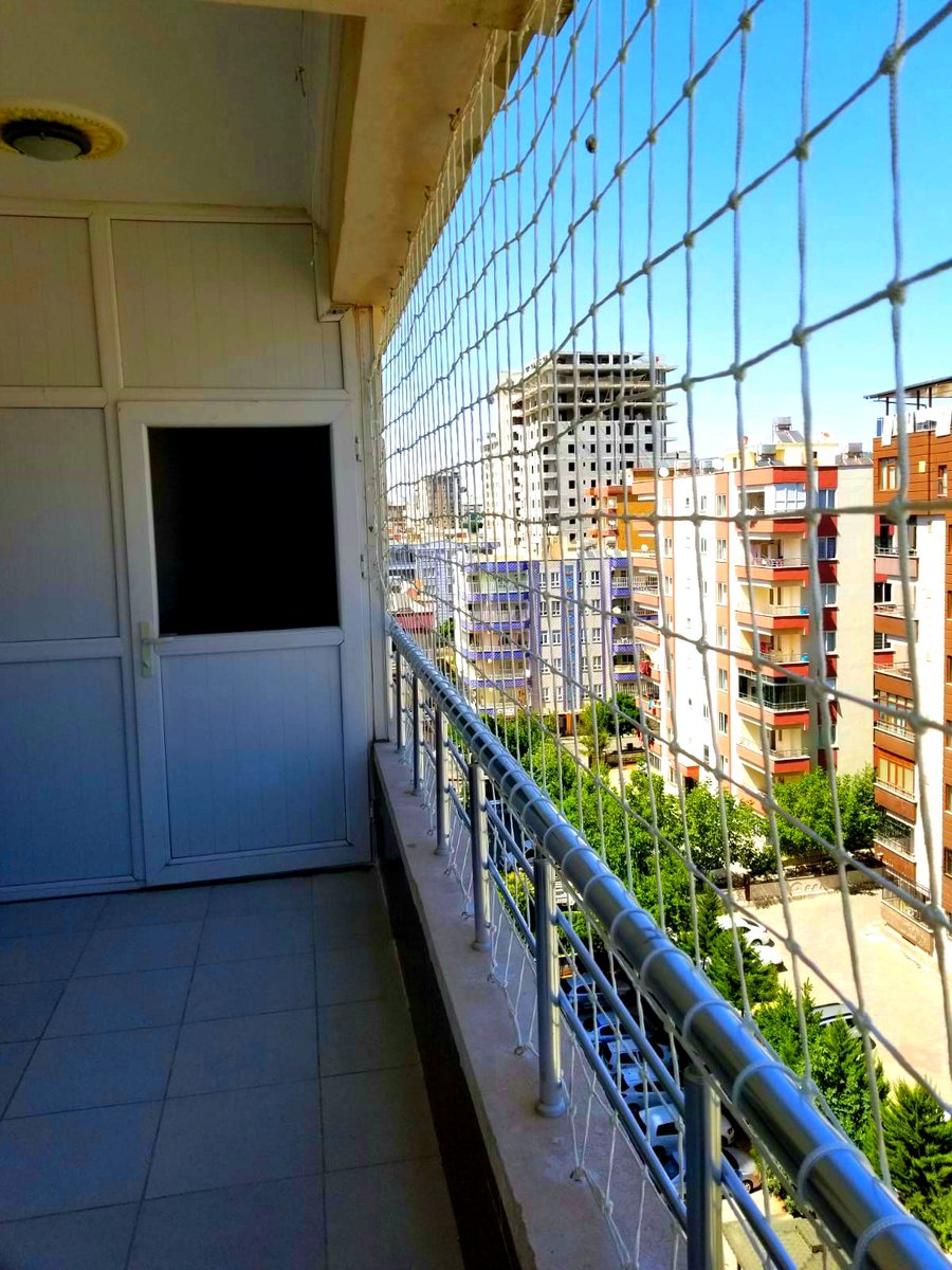 urfafile's tweet photo. Balkon Guvenlim Filesi ile Balkonlar kabusunuz olmaktan cikar .Balkon cocuklarimiz icin guvenli bir oyun alanina dönüşür.
instagram urfa file
https://t.co/AZcIAVdlGx
#urfa #urfafile #balkonfilesi #ağ #handmade #elormesi #safety #isg #istanbul #bursa #konya #mersin #antalya https://t.co/WZUpjZxdYy