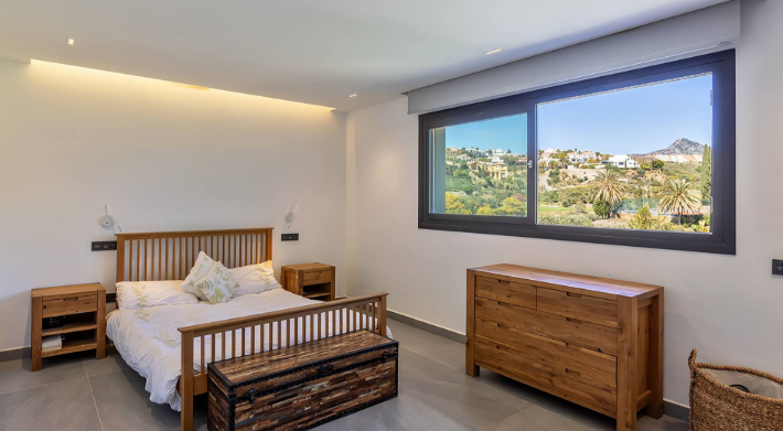 Our property 🏡 Villa 521 El Paraíso Alto is perfect ✨ to enjoy time with family and friends 👬👫 , are you looking for this features home? Get more info here  ➡ qoo.ly/ysj2b #CostadelSol