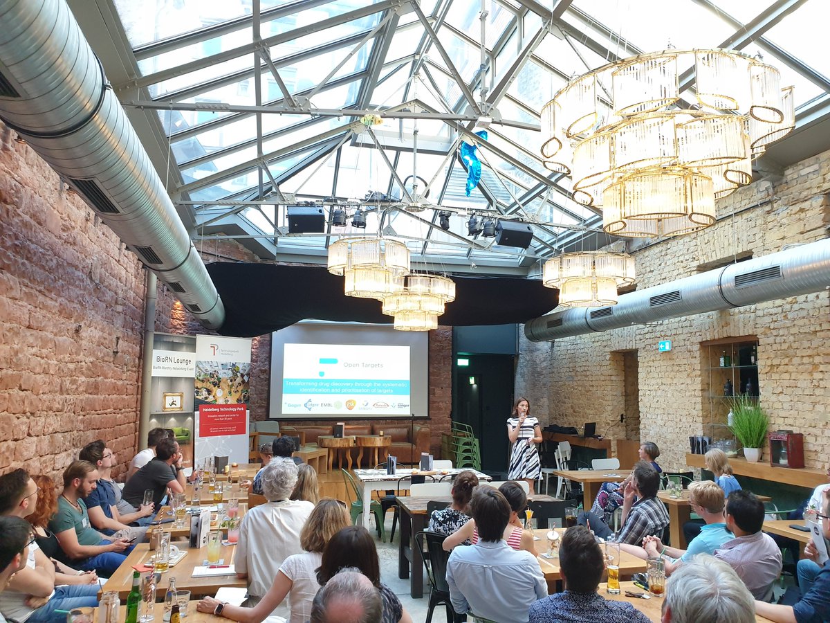 BioRNCluster's tweet image. Thank you to Birgit Kerber (EMBL-EM) for the very interesting #BioRNLounge on Tuesday: how &quot;Open Targets&quot; can transform drug discovery.💊💉🔬🧬
 
Also the Lounge is taking a summer break! See you in October.
lnkd.in/d3HjAR7