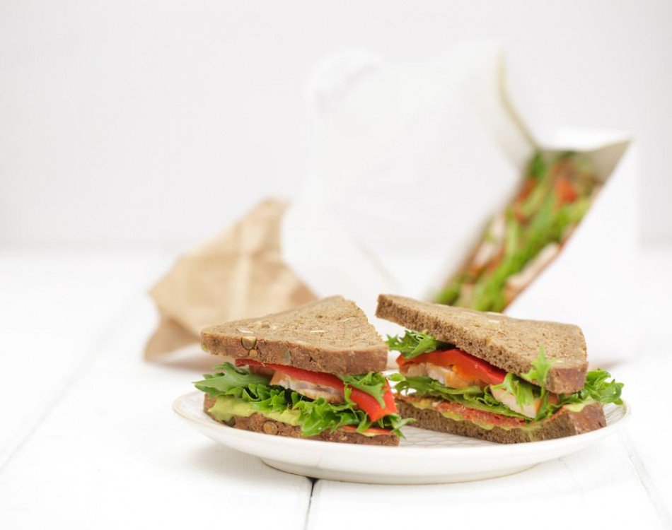 Zo krijgt elke sandwich zijn eigen perfecte slablaadje bit.ly/2Ze87fF #sandwich #sharingahealthyfuture #salanova