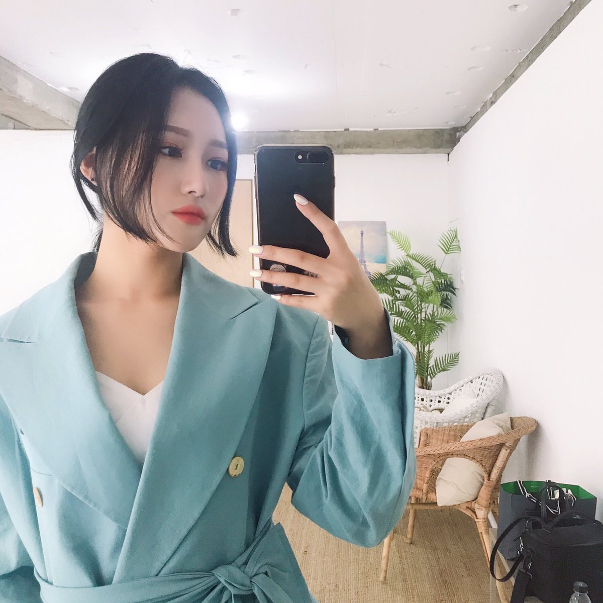 hf_dreamcatcher's tweet photo. [#시연] 우리 드림캐쳐는 지금, 여러분과 만나기 위해 투어 회의를 하는 중입니다👍🏻 어떤 얘기하는지는 비밀~ㅋㅋ
#드림캐쳐 #Dreamcatcher https://t.co/Dxx70ivE6c