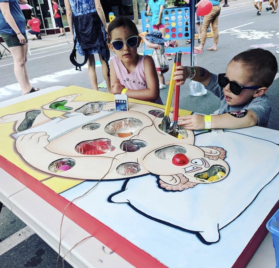 .<a href="/PTBOPulse/">PTBOPulse</a> is TOMORROW! Let’s go 👉 ptbocanada.com/journal/2019/7… 📷: <a href="/boardwalkptbo/">The Boardwalk Lounge</a>