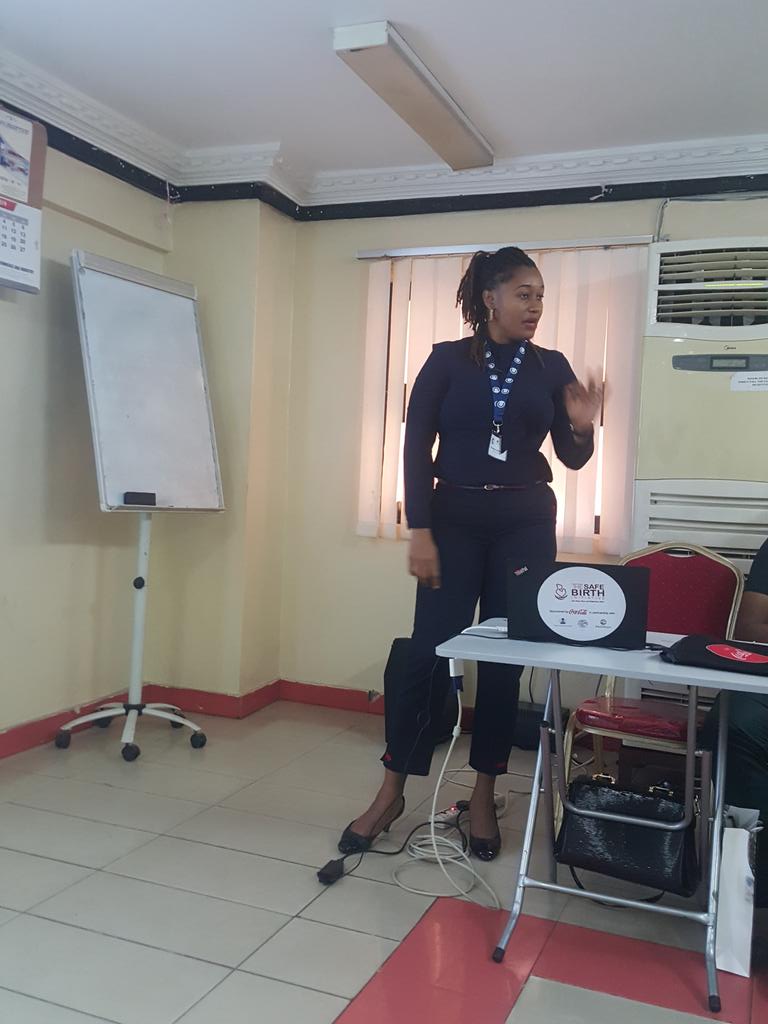 adesuwagreen's tweet photo. Mrs A. Onyemelukwe of @fbralliance handling a workshop on Food &amp; Beverage Alliance, Extended Producer Responsibility at the #SustainableWasteSymposium organised by @CranfieldUni &amp; @WestAfricaENRG.

#WasteManagement
#AchievingSustainableWaste
#WasteToEnergy https://t.co/7EJMa8G532