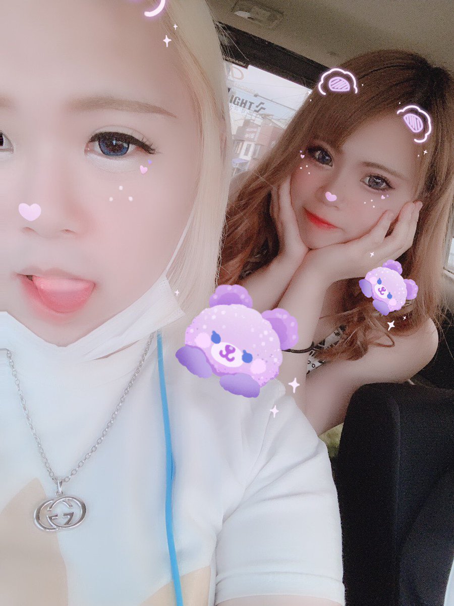 sr___0427's tweet photo. 昨日は天神いってきた🎆💕

色んな人と会えたし楽しかった！
ただ人が多いのがほんまに嫌すぎた（笑） https://t.co/NS2aEdlbSV