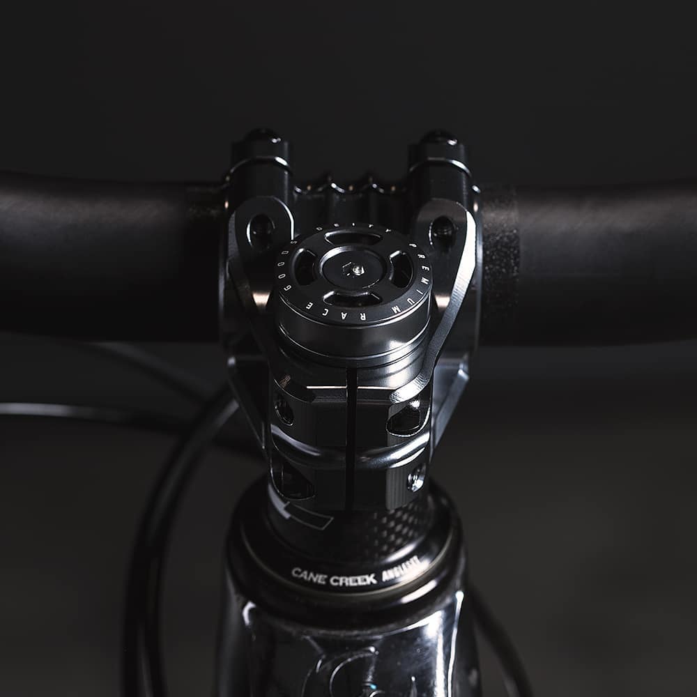 We're in love...

The <a href="/deitycomponents/">DEITY Components</a> crew delivering the goods again!

#rideDEITY