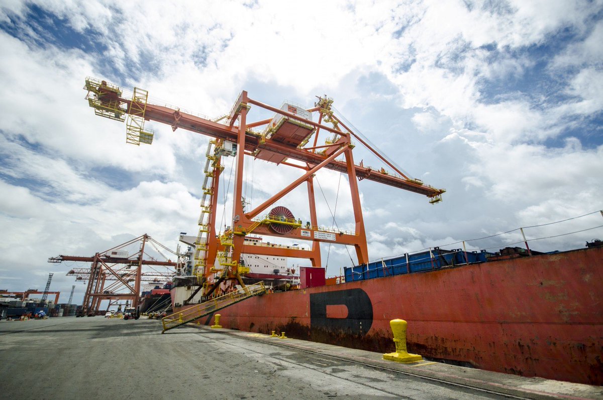VesselFinder's tweet image. ICTSI Manila continues equipment roll-out
vesselfinder.com/news/16003-ICT… #InternationalContainerTerminalServices #ICTSI #RTGs #ZPMC