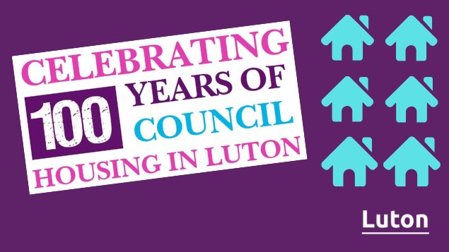 lutoncouncil's tweet image. Cllr Tom Shaw hands keys to first resident, Shirley Long at Luton’s Roman Way development #CouncilHousing100 @LGAcomms @jacquiburnett4