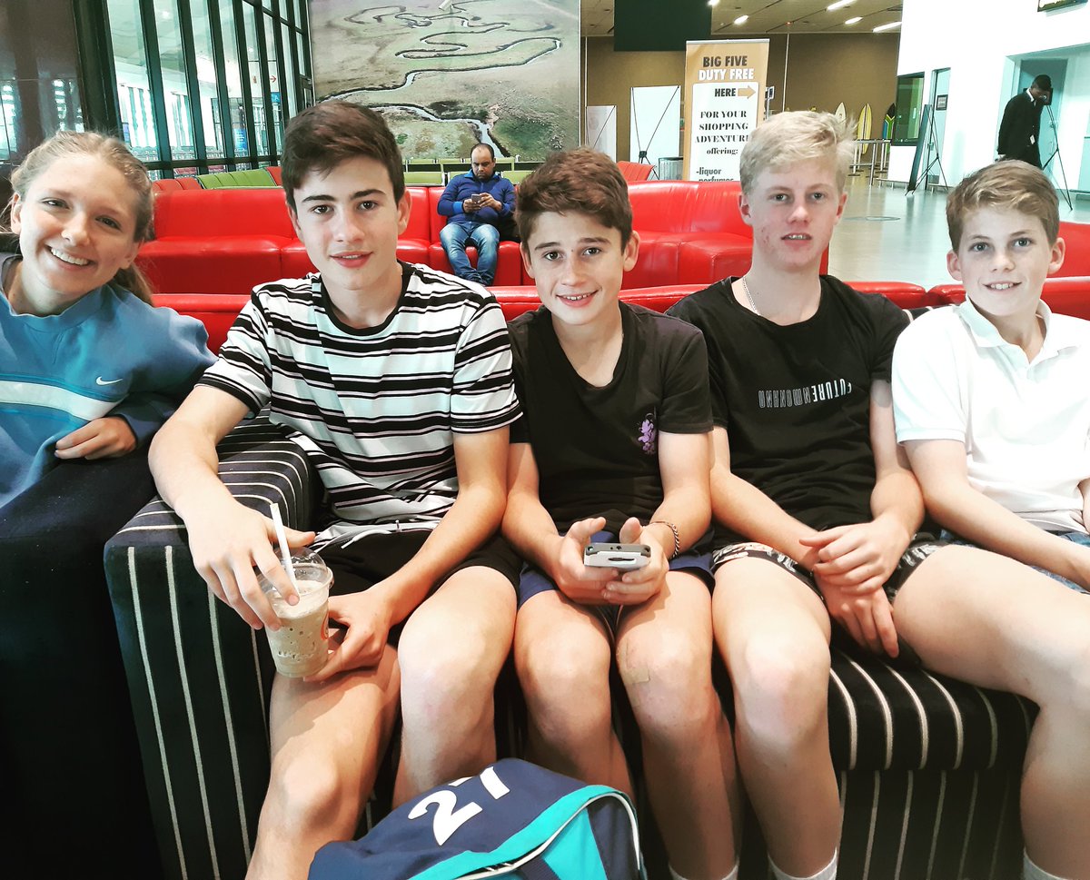 IsabelMoolman's tweet image. Our young ones ready to board the ✈ to the @JeugdtourAssen 🇿🇦🔜🇳🇱🚲💥 @mrpricesportcc @Westville_BHS @WarrenMoolman