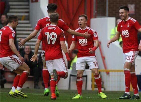 lestersarah04's tweet photo. Good luck @SheffieldUnited  @OsbornOn1  thank you for all the pictures and the great memories at forest!! You will always be a red🔴⚪️❤️ https://t.co/NMfjbjjxYt