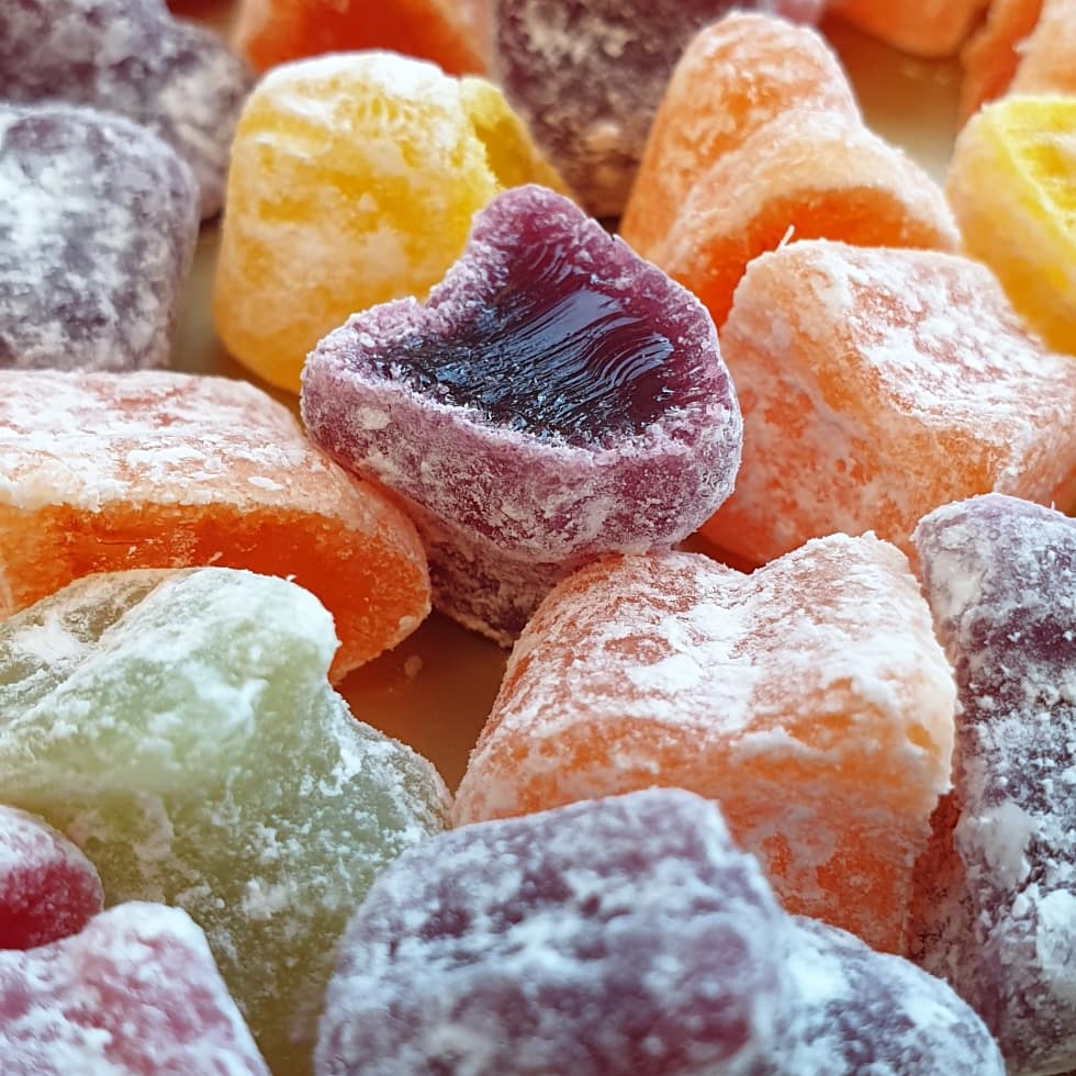 Les nouveaux bonbons personnalisés sont désormais 100% naturels avec un papier 100% biodégradable.
Renforcez votre identité de marque en créant votre recette.