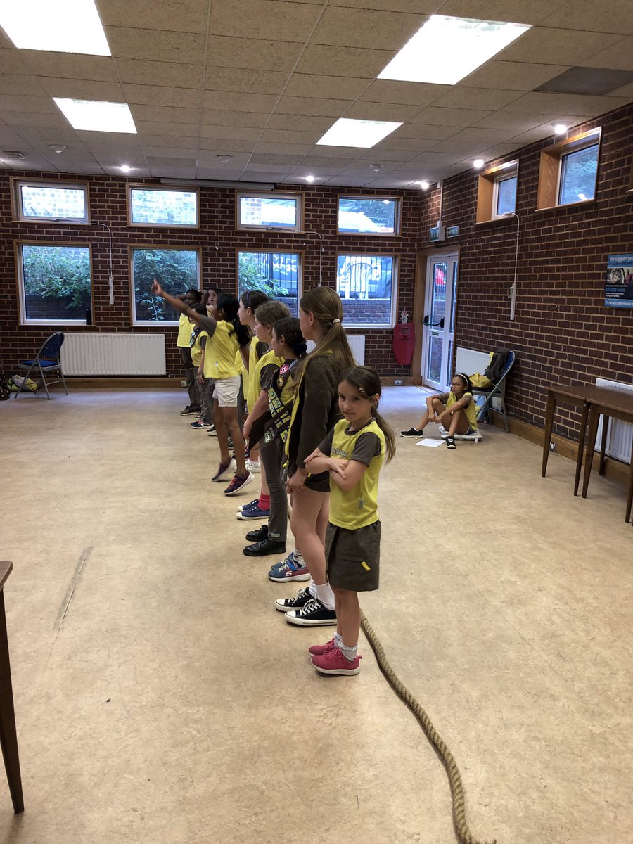 1stLSBrownies's tweet image. VERY belated, but Snowy’s body Very Rudely decided to make her miss the end of term...
So, 05/07 the Brownies played games (inc “In the River, On The Bank”) &amp;amp; then worked on making a #GoodTurn Owl to display during our meetings. Our pre-Promise Brownie’s 🦄’s keeping it company.
